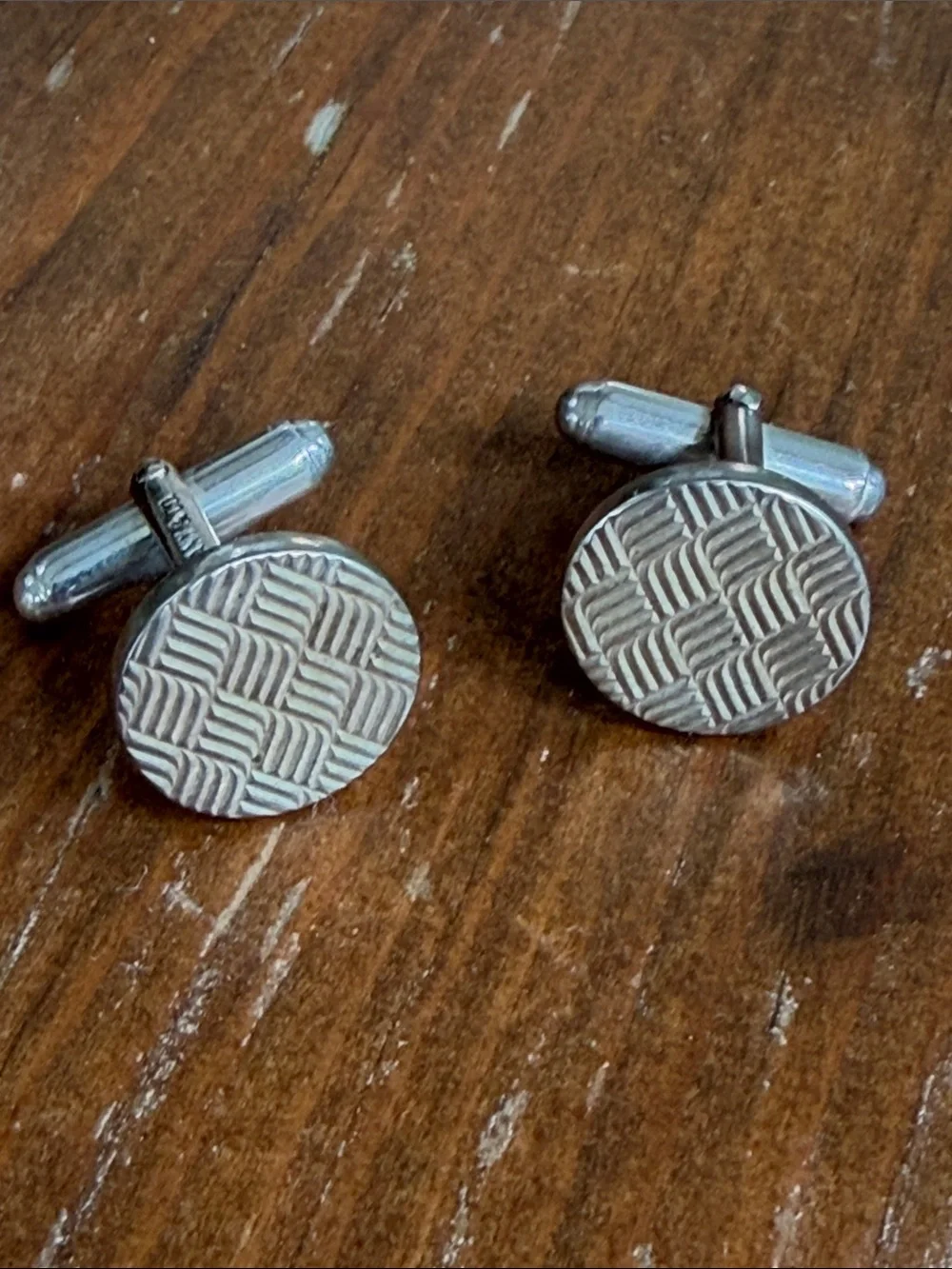 Tiffany & Co. Sterling Silver Textured Round Cufflinks. Excellent condition.